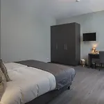 מלון Hotel Bladel